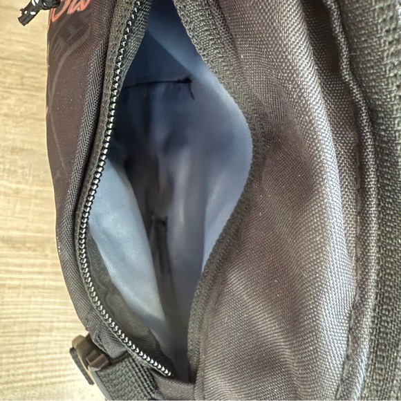 Black Montecristo Sling / Travel Bag - Picture 7 of 7